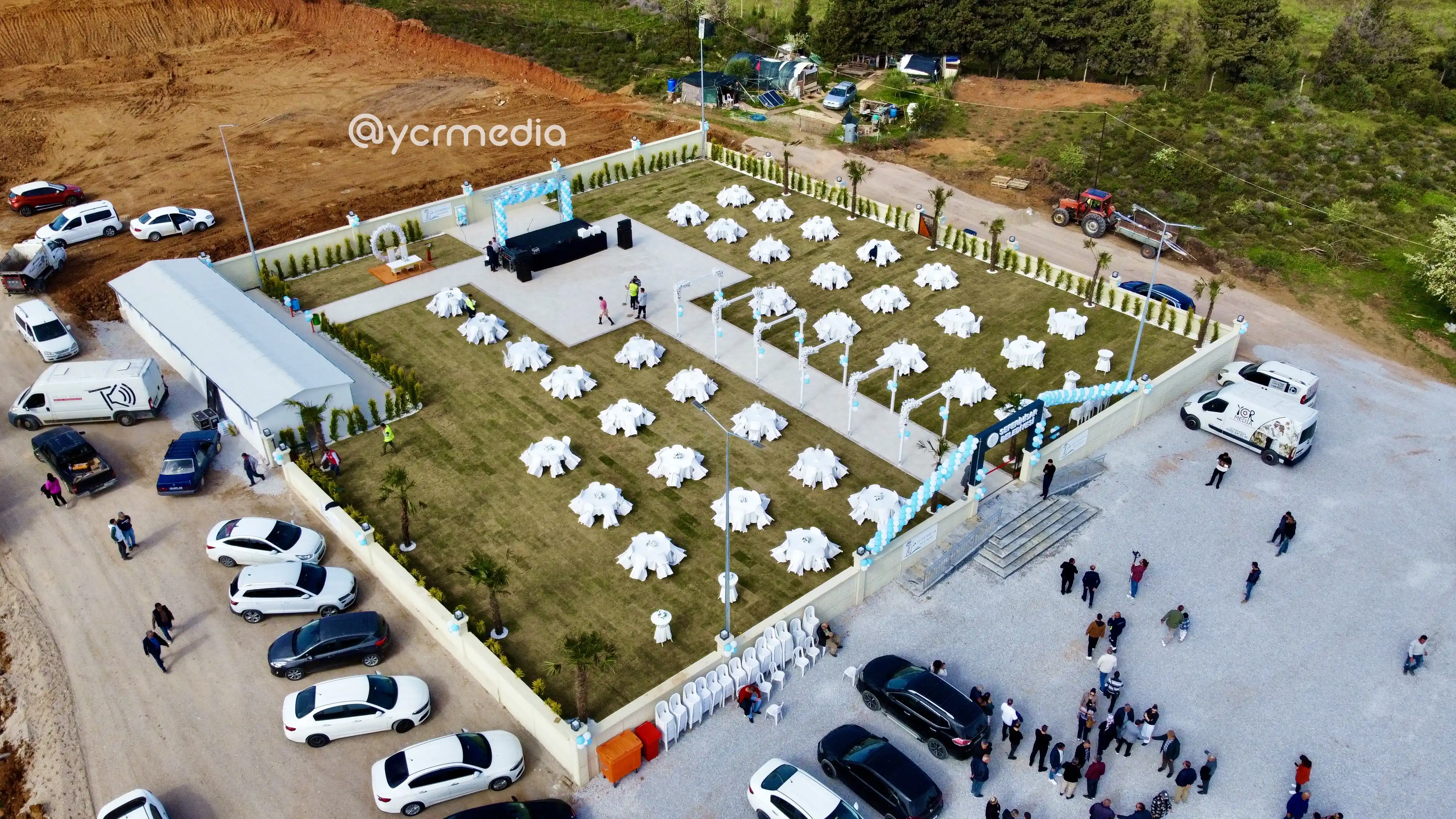 Ürkmez Doğanbey Sakız Ağacı Kır Düğün Salonu